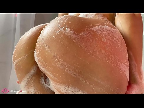 ❤️ Morena masturba o coño cun vibrador ata un orgasmo intenso na ducha Vídeo anal en % gl.justindianpornx.ru % ️❤
