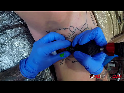 ❤️ Sully Savage, moi tatuada, tatuouse no clítoris Vídeo anal en % gl.justindianpornx.ru % ️❤